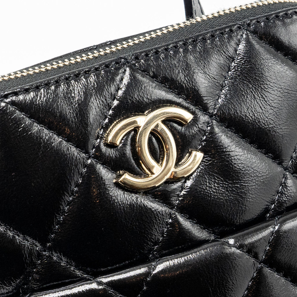 Chanel 22A Mini Backpack Patent Black L (microchip)