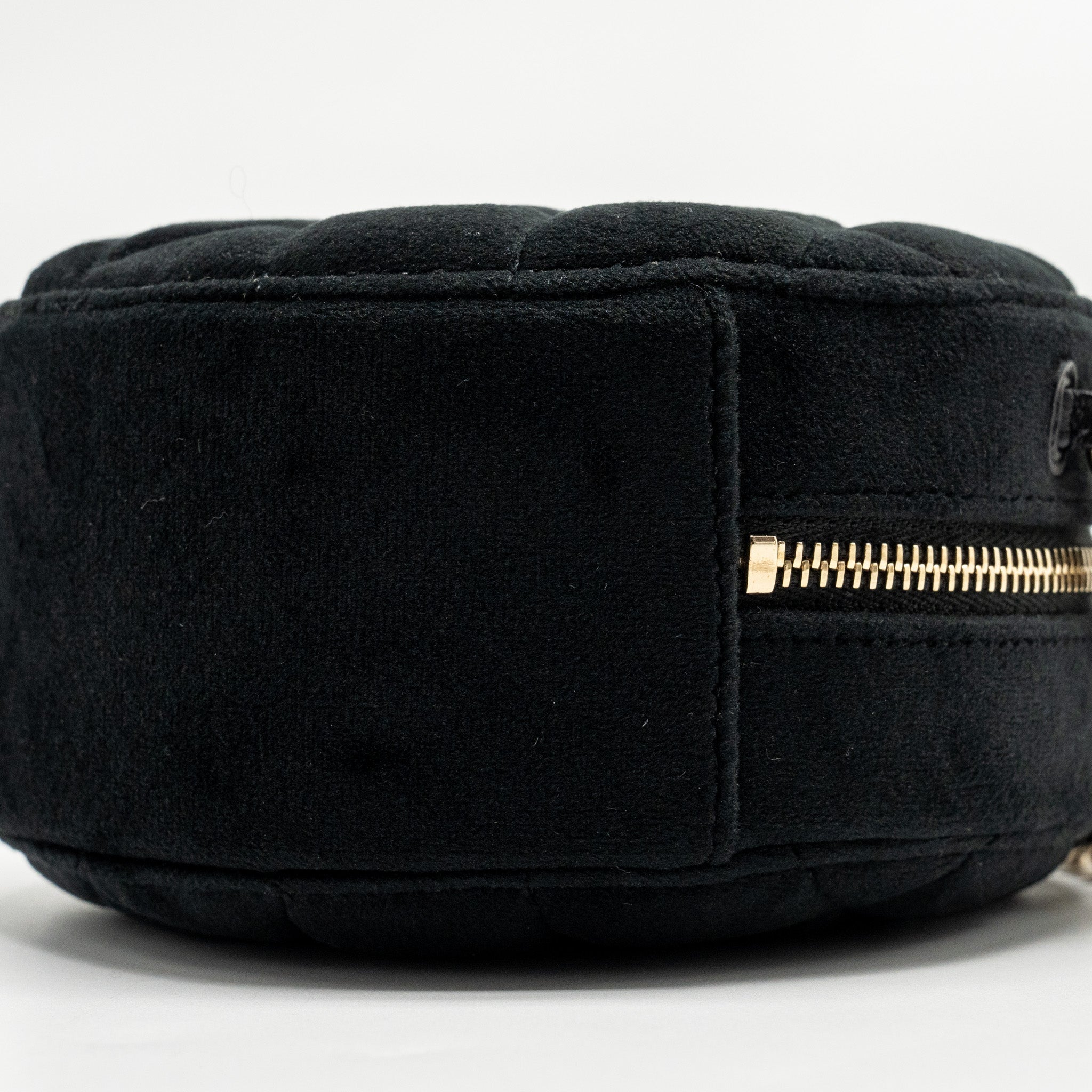 Chanel Pearl Crush Round Clutch Quilted Velvet Black L