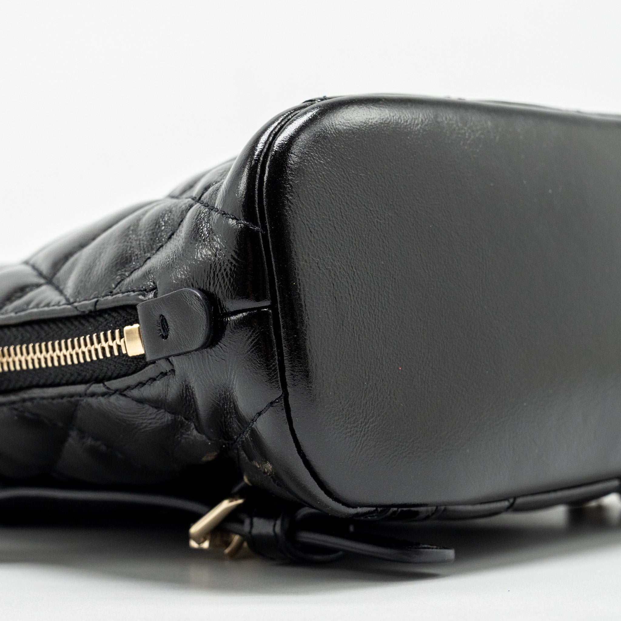 Chanel 22A Mini Backpack Patent Black L (microchip)