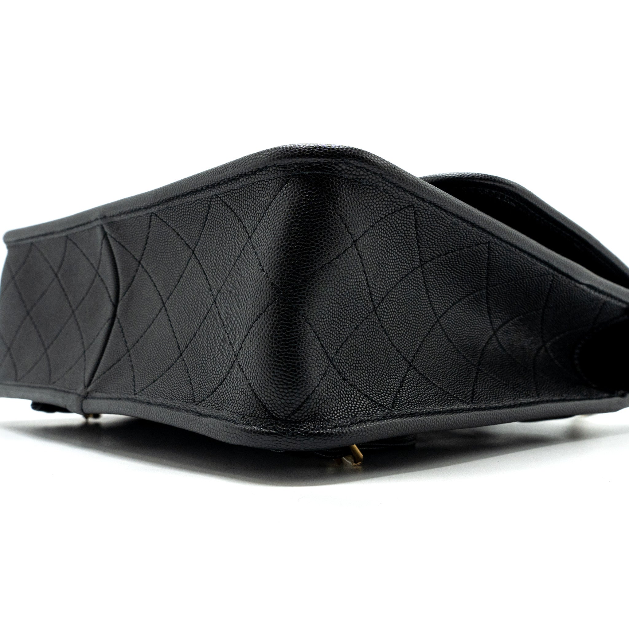 Chanel 22k Large Backpack Caviar Black (microchip)
