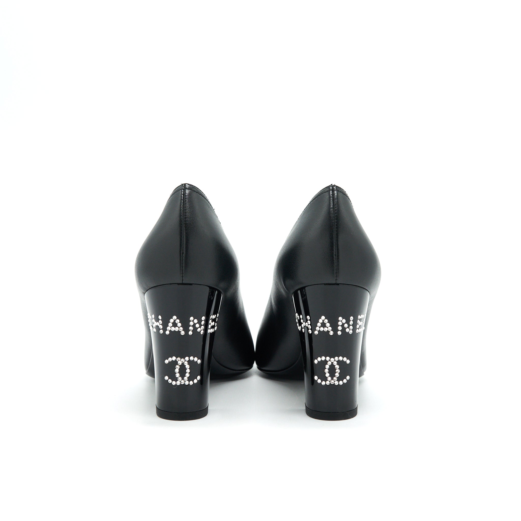 Chanel size38 pump Shoes black with Letter on heel