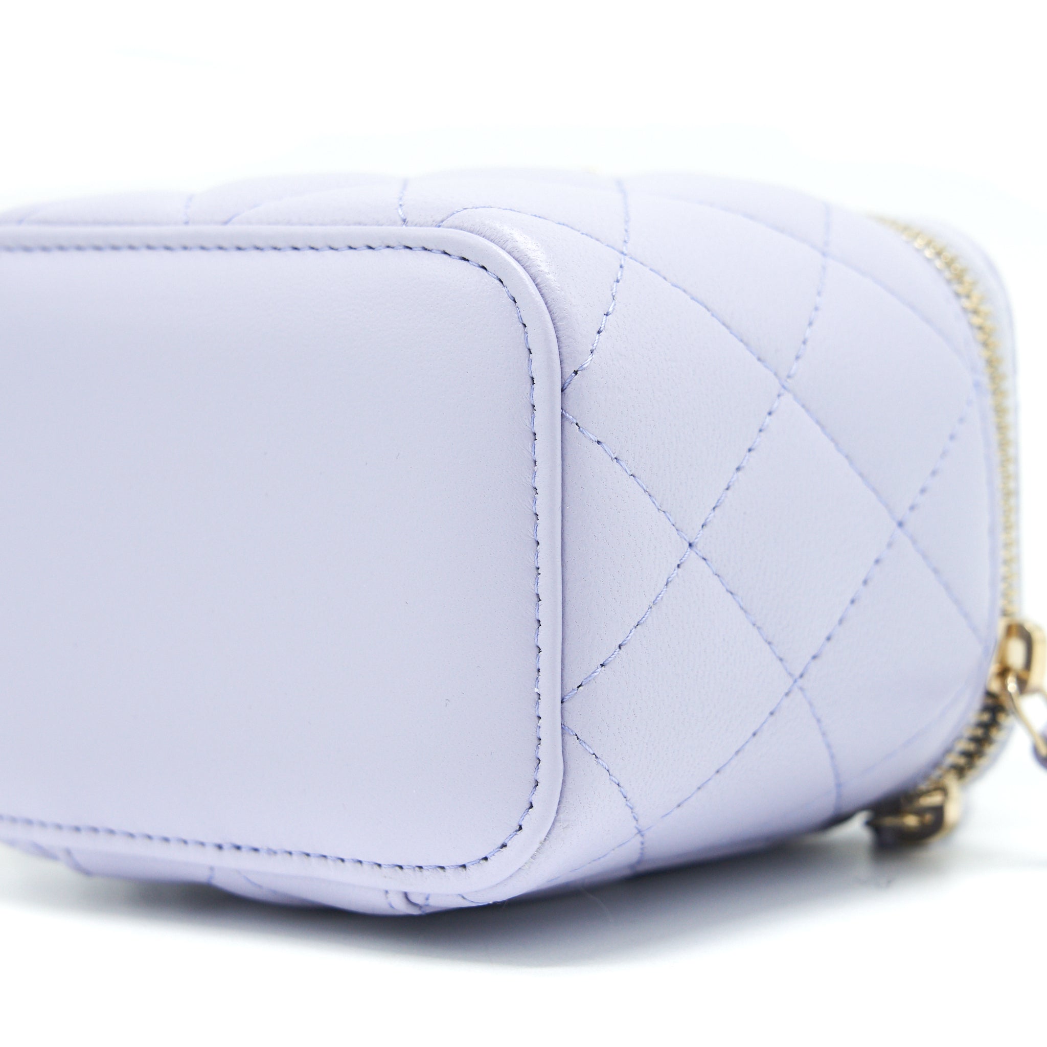 Chanel 21K Mini Top Handle Vanity With Chain Light Purple L
