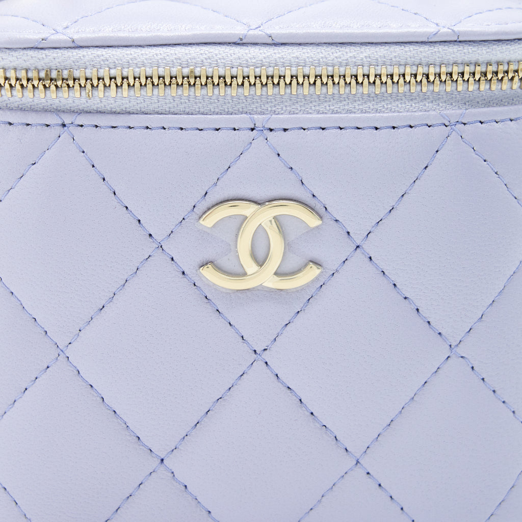 Chanel 21K Mini Top Handle Vanity With Chain Light Purple L
