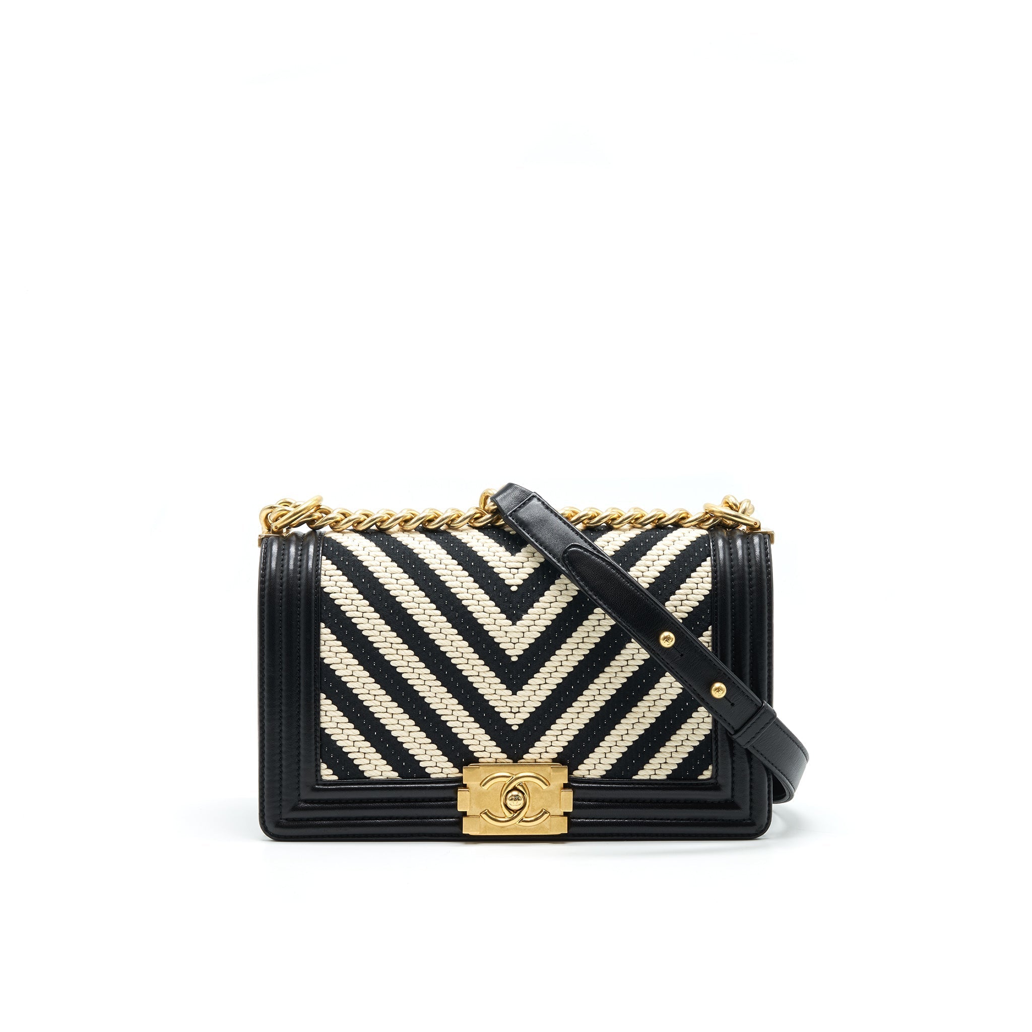 CHANEL TWEED MEDIUM LE BOY CHEVRON BLACK AND WHITE
