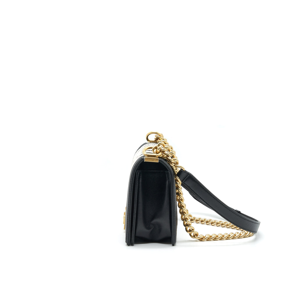 CHANEL TWEED MEDIUM LE BOY CHEVRON BLACK AND WHITE