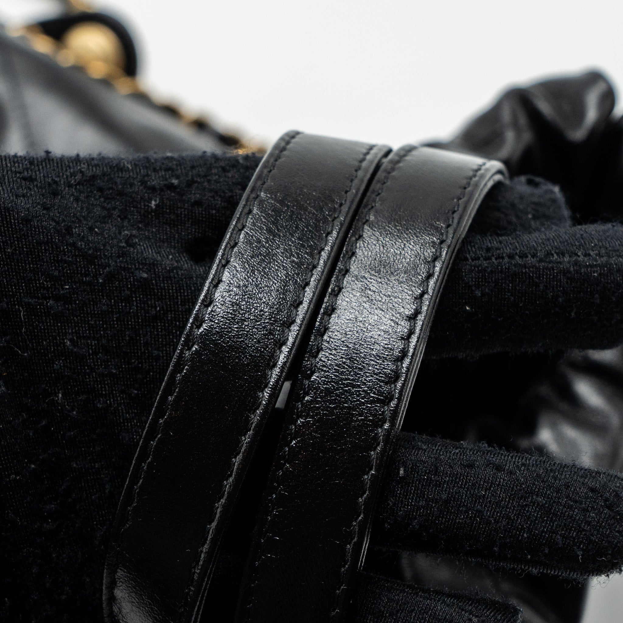 Chanel 22 Backpack Shiny Calfskin Black (Microchip)