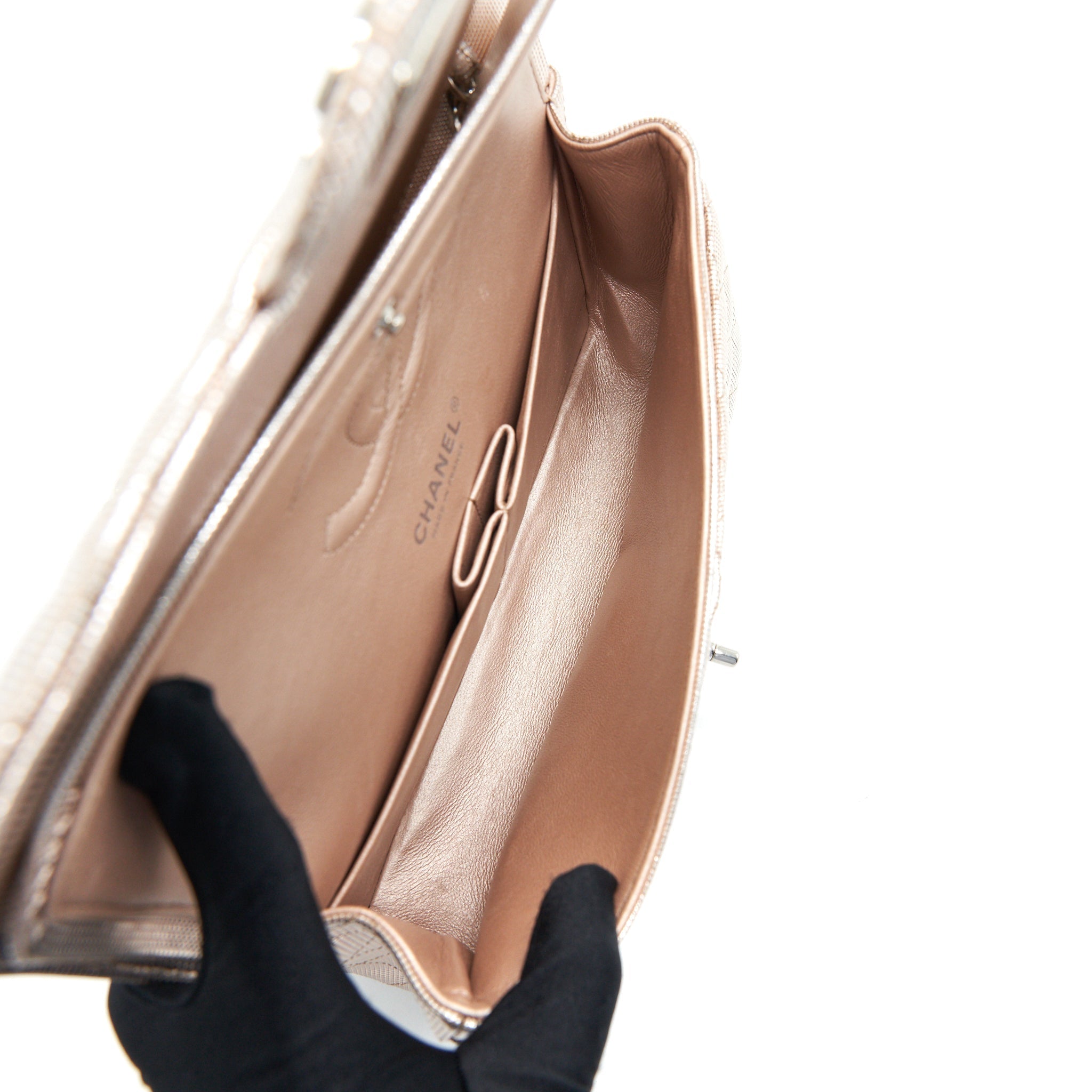 CHANEL SEASONAL MEDIUM FLAP BAG IN CHAMPAGNE PINK