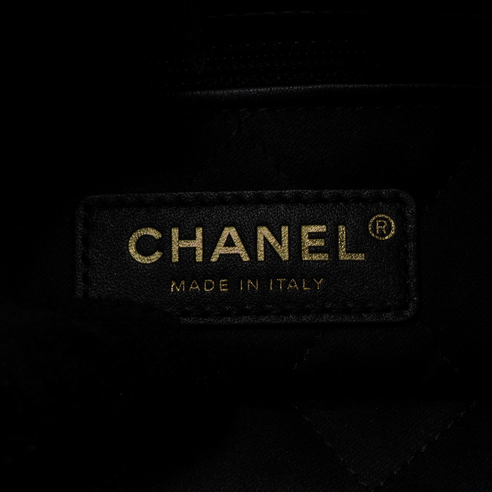 Chanel 22 Backpack Shiny Calfskin Black (Microchip)