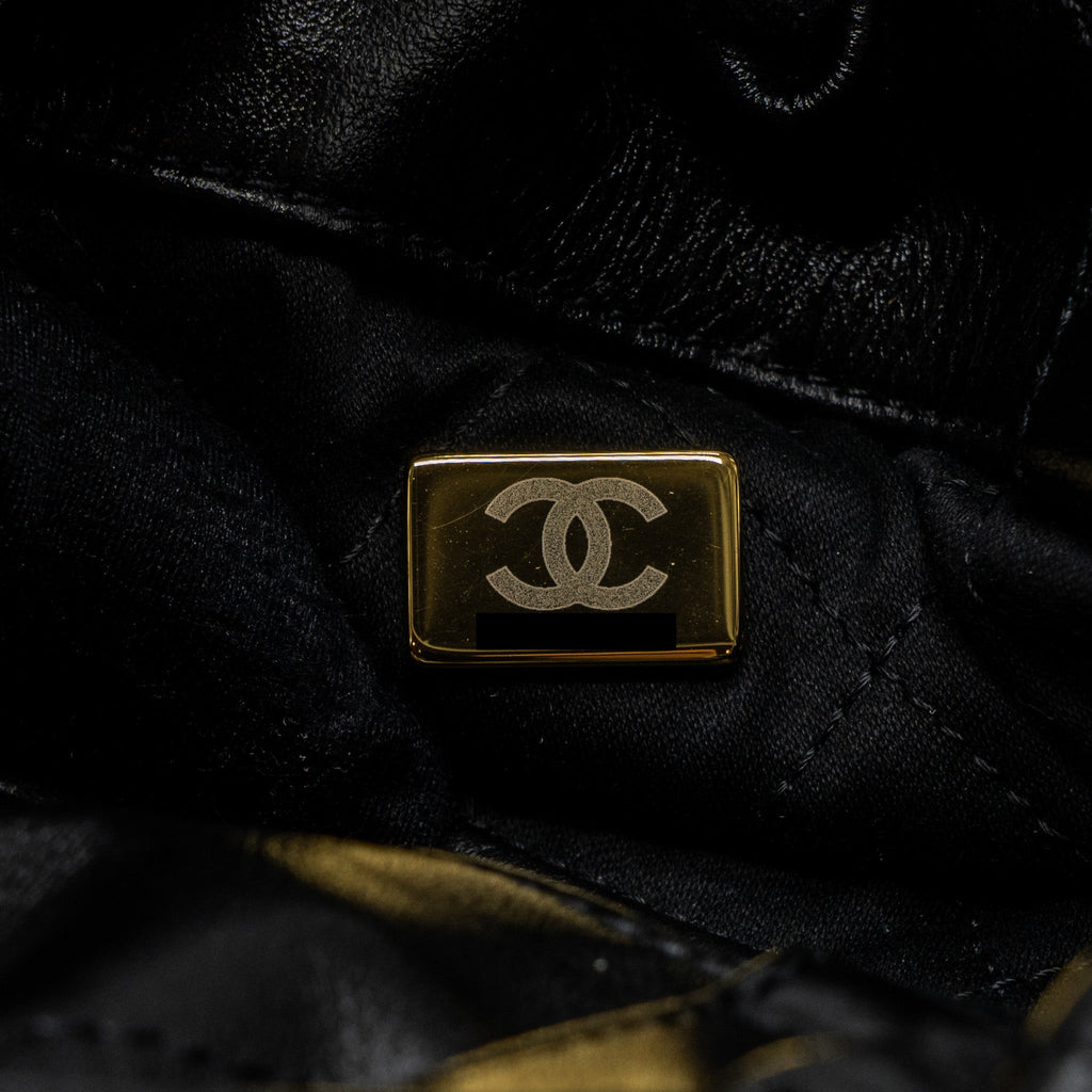 Chanel 22 Backpack Shiny Calfskin Black (Microchip)