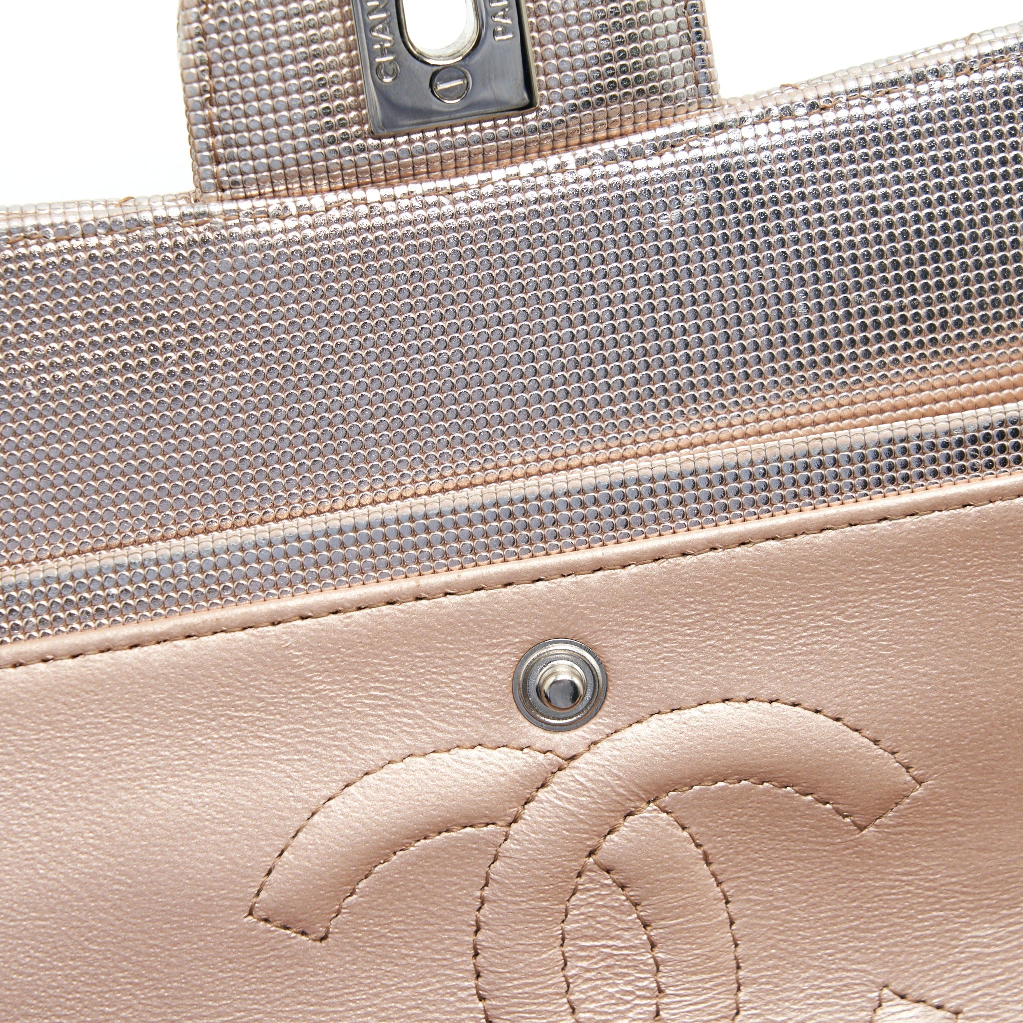 CHANEL SEASONAL MEDIUM FLAP BAG IN CHAMPAGNE PINK