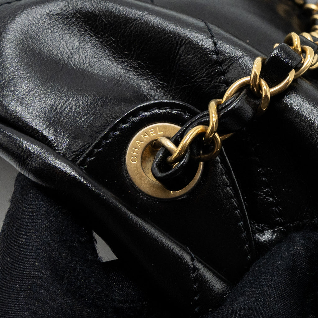 Chanel 22 Backpack Shiny Calfskin Black (Microchip)
