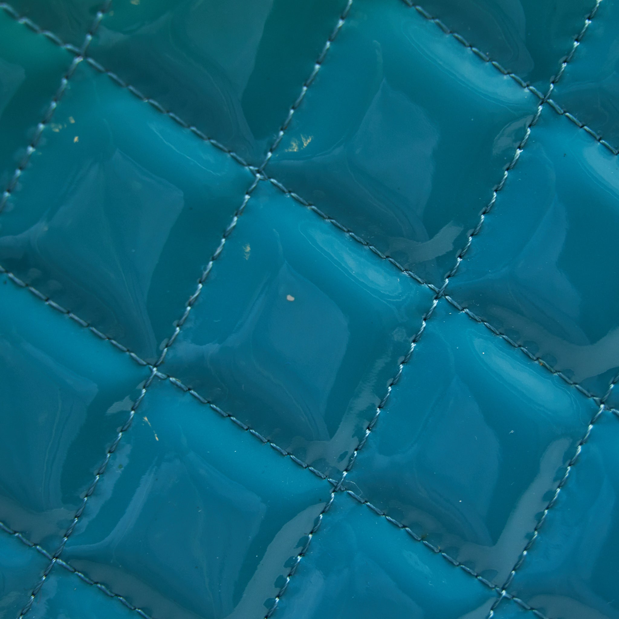 CHANEL QUILTED LEATHER CLUTCH BAG IN PATENT BLUE