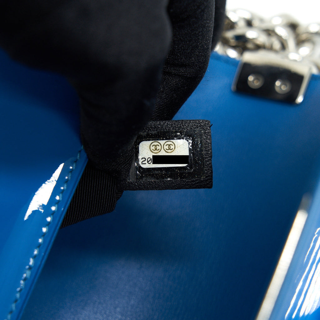 CHANEL SMALL LE BOY BAG IN PATENT LEATHER BLUE