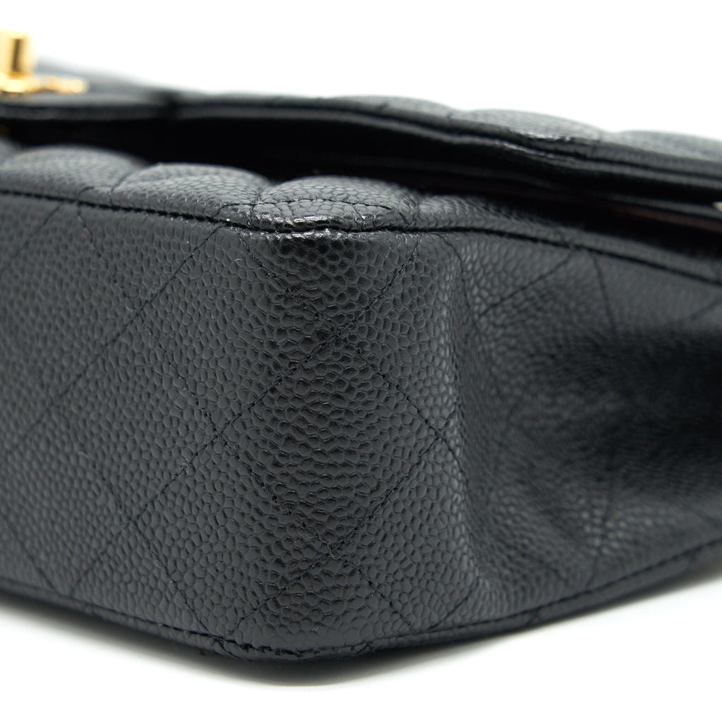CHANEL MEDIUM CLASSIC DOUBLE FLAP BAG CAVIAR BLACK