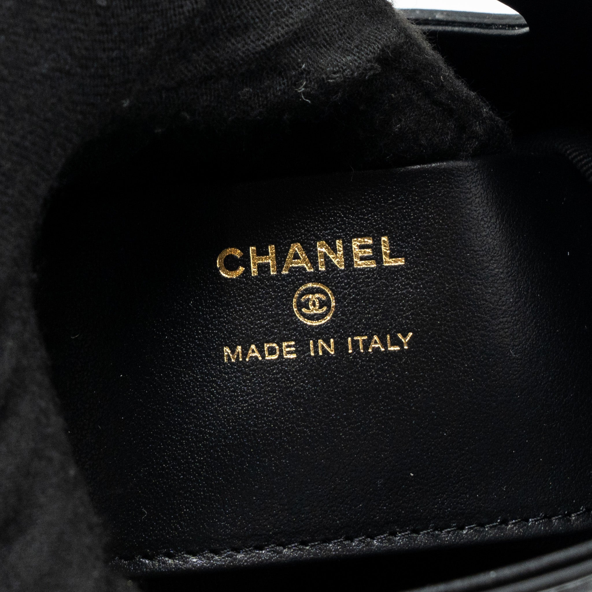 Chanel 24c Mini 31 Clutch With Chain Shiny Calfskin  Black L(Microchip)