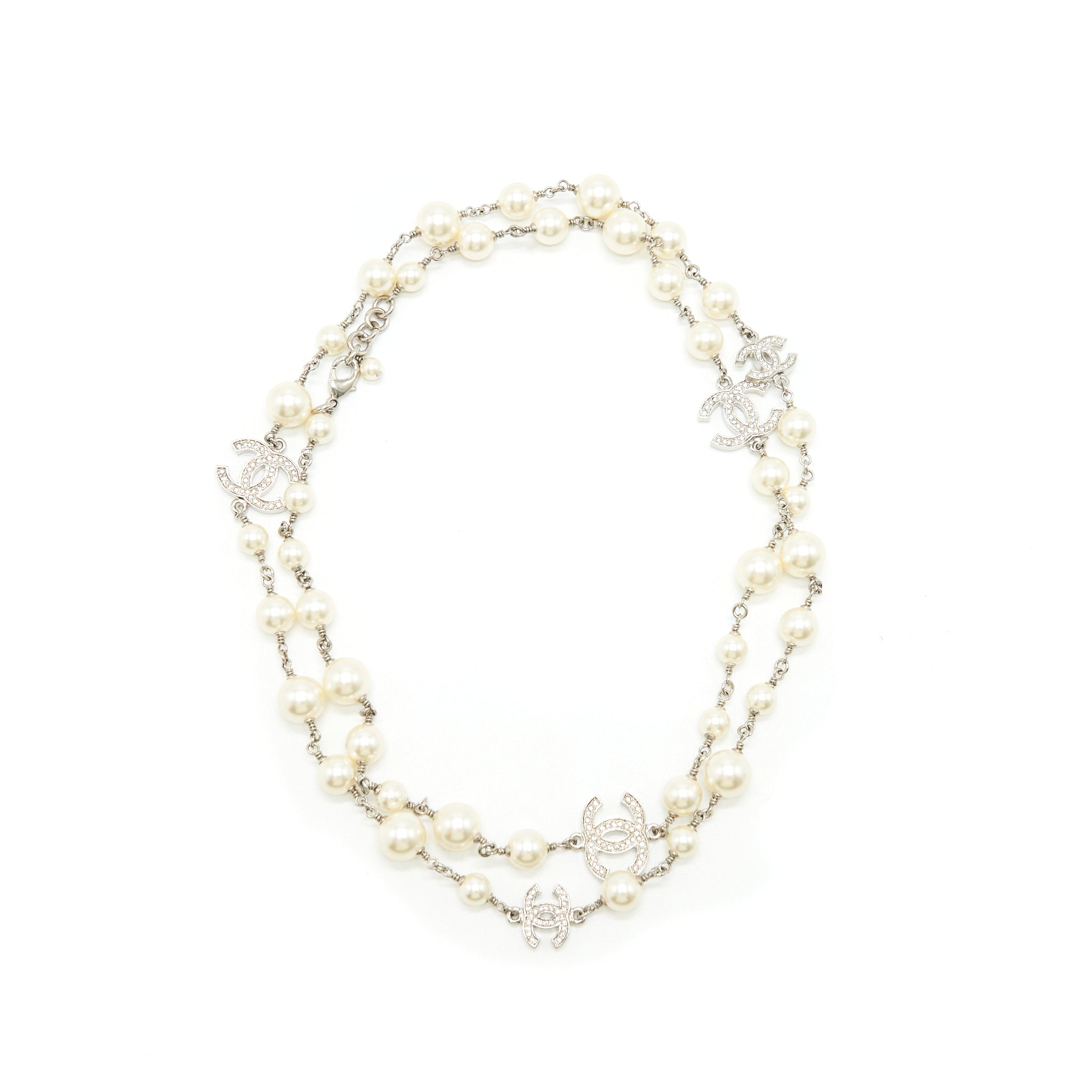 CHANEL CC PEARL LONG NECKLACE