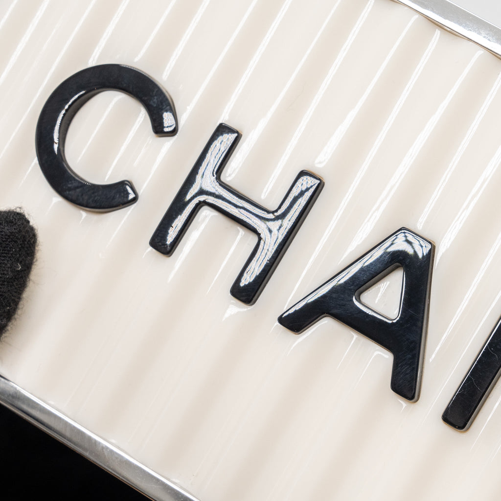 Chanel Paris-Hamburg runway container clutch bag white / black / red