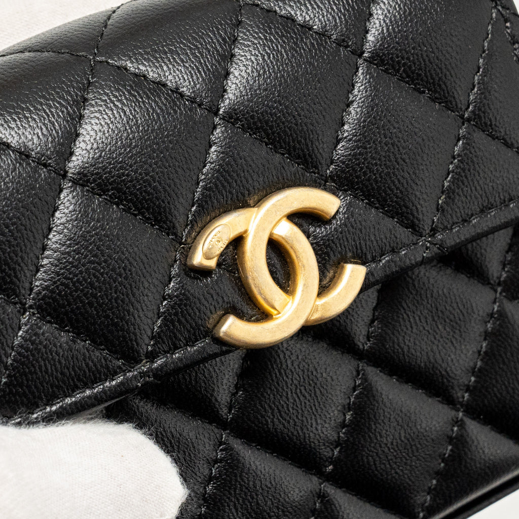 Chanel Detailed Top Handle Mini Clutch with Chain Lambskin Black  (Microchip)