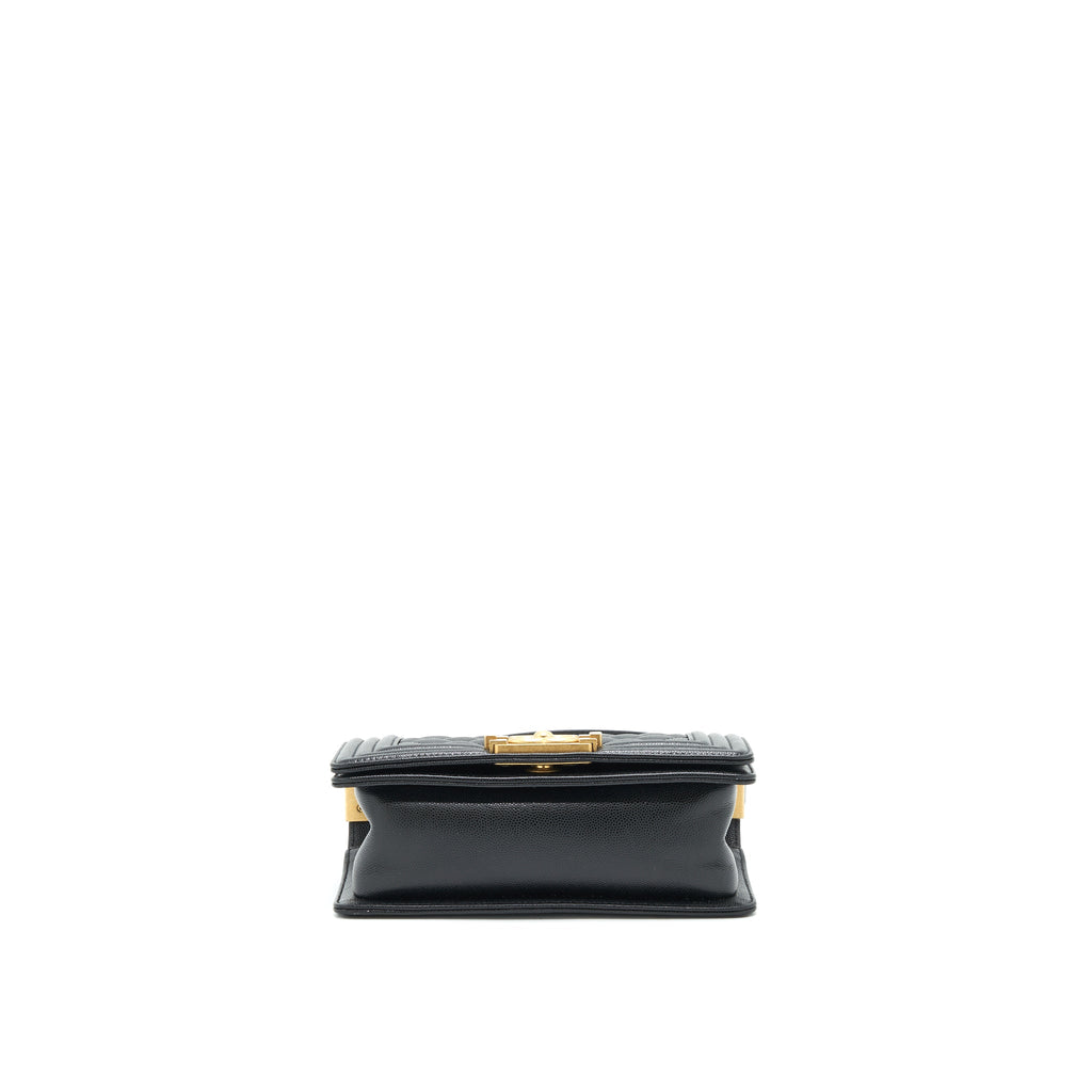 Chanel Small Boy Bag Caviar Black brushed  Year 2021 (microchip serial）
