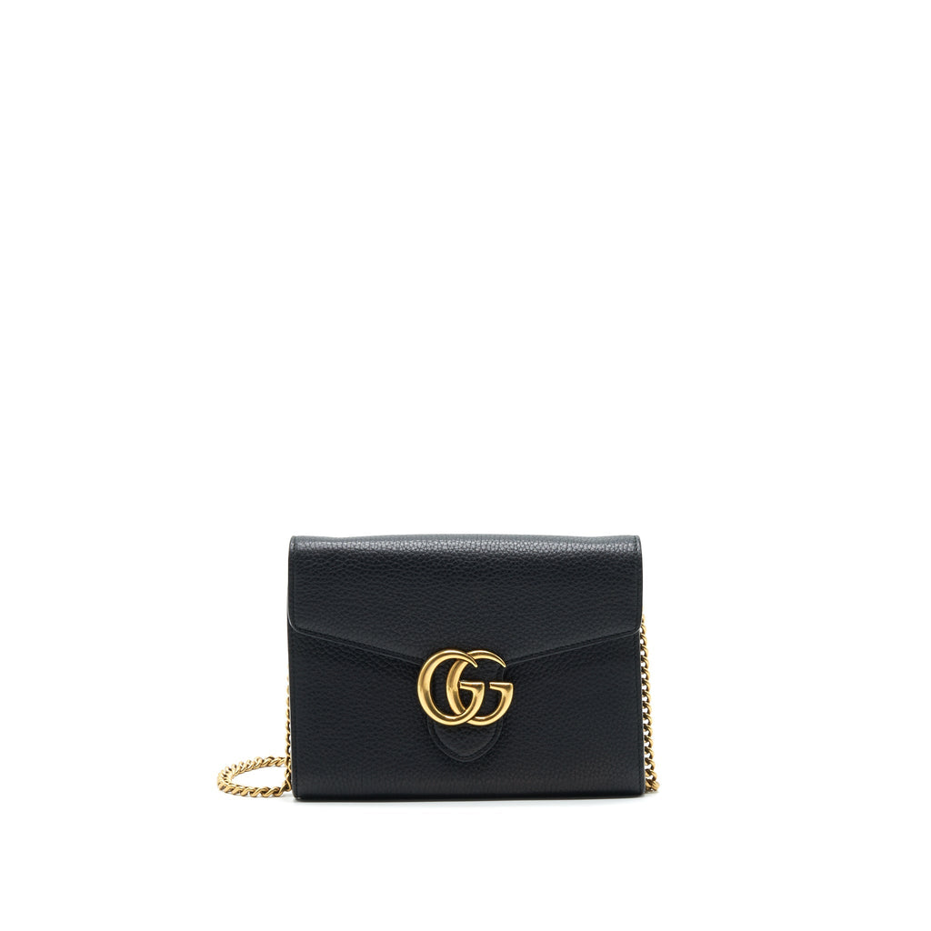 Gucci Grained Calfskin GG Logo Wallet on Chain with