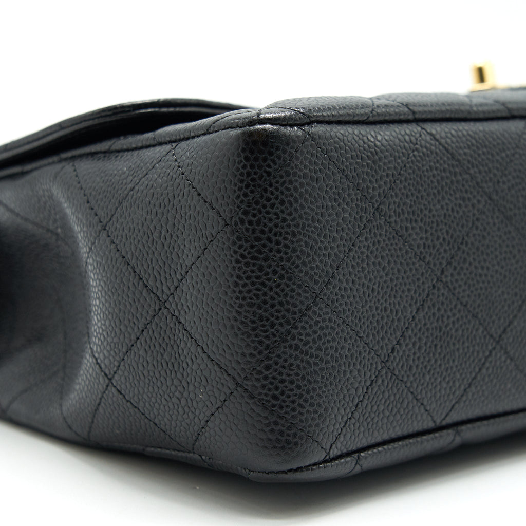 CHANEL CLASSIC JUMBO SINGLE FLAP BAG BLACK CAVIER