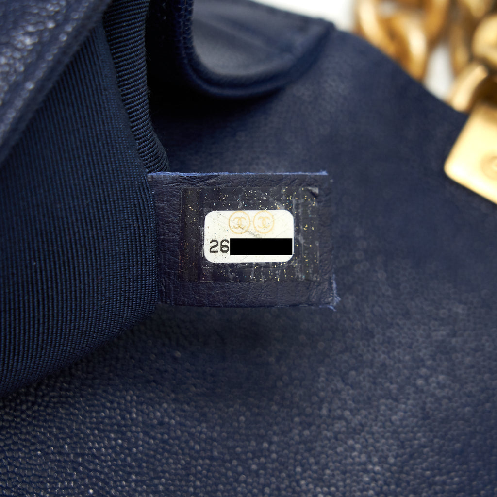Chanel Boy Chanel Old Medium Caviar Navy with