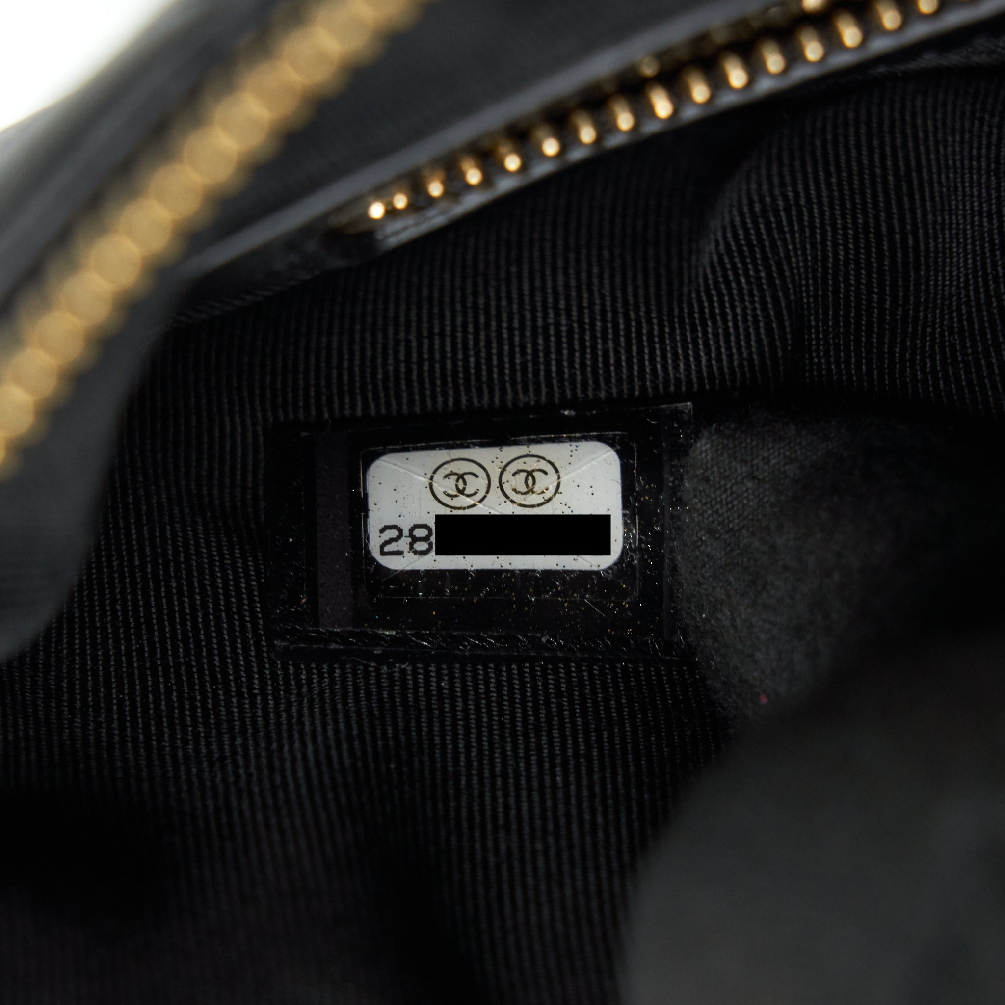 Chanel 19 Pouch black