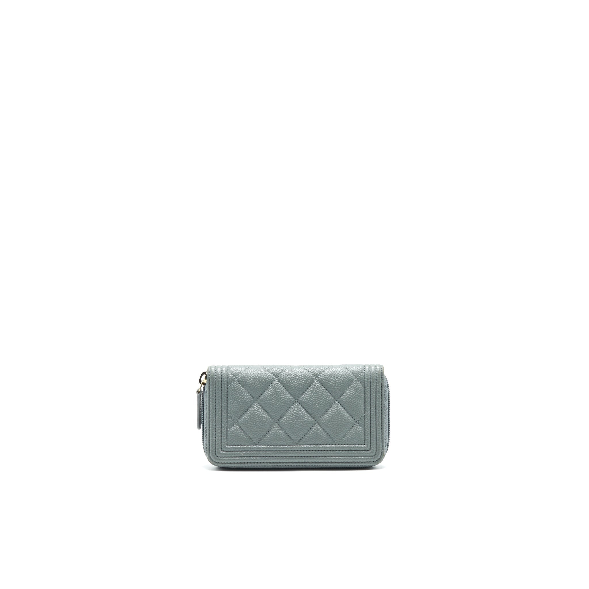 Chanel Caviar small Zip Wallet Grey