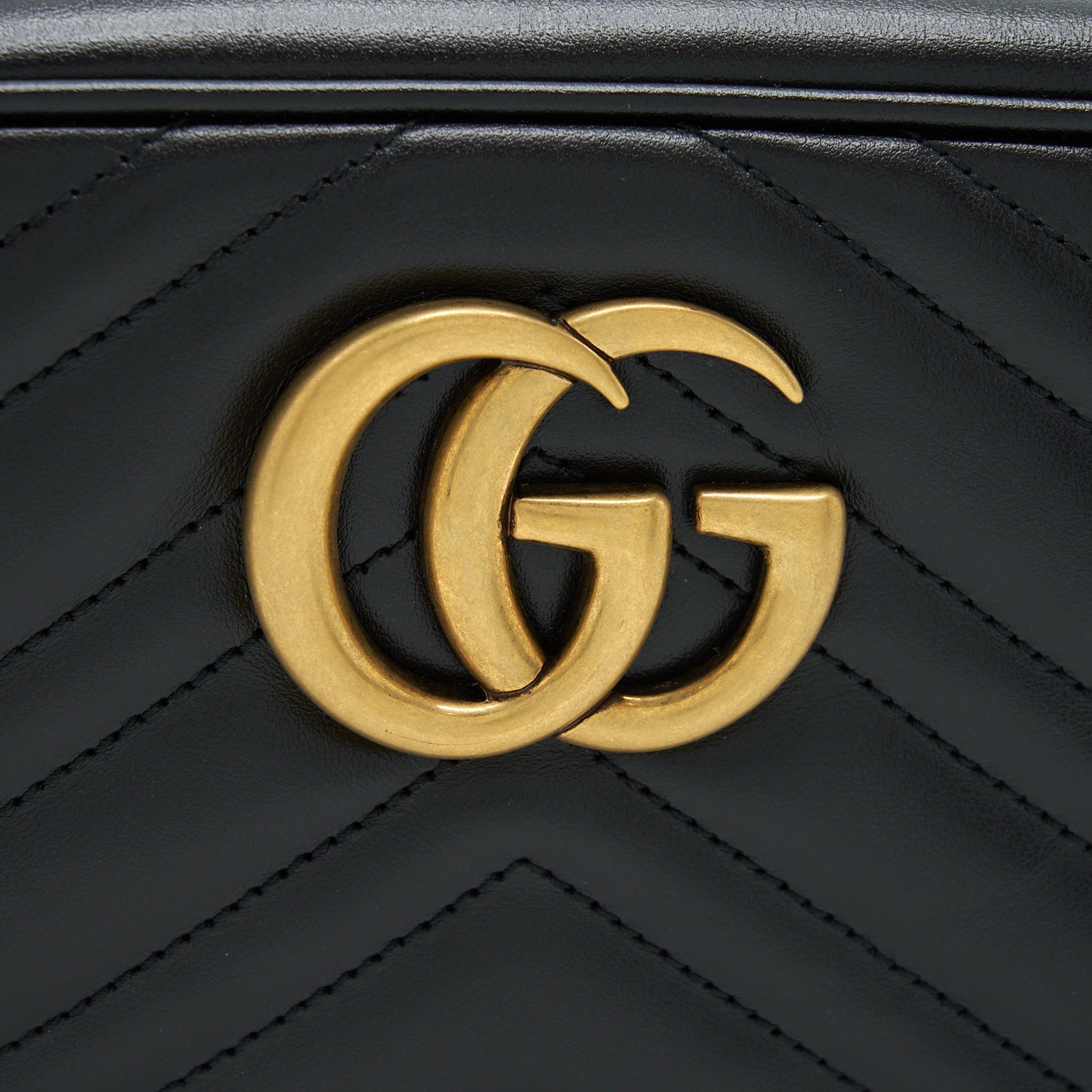 Gucci GG Marmont Small Matelasse Shoulder Bag Calfskin Black
