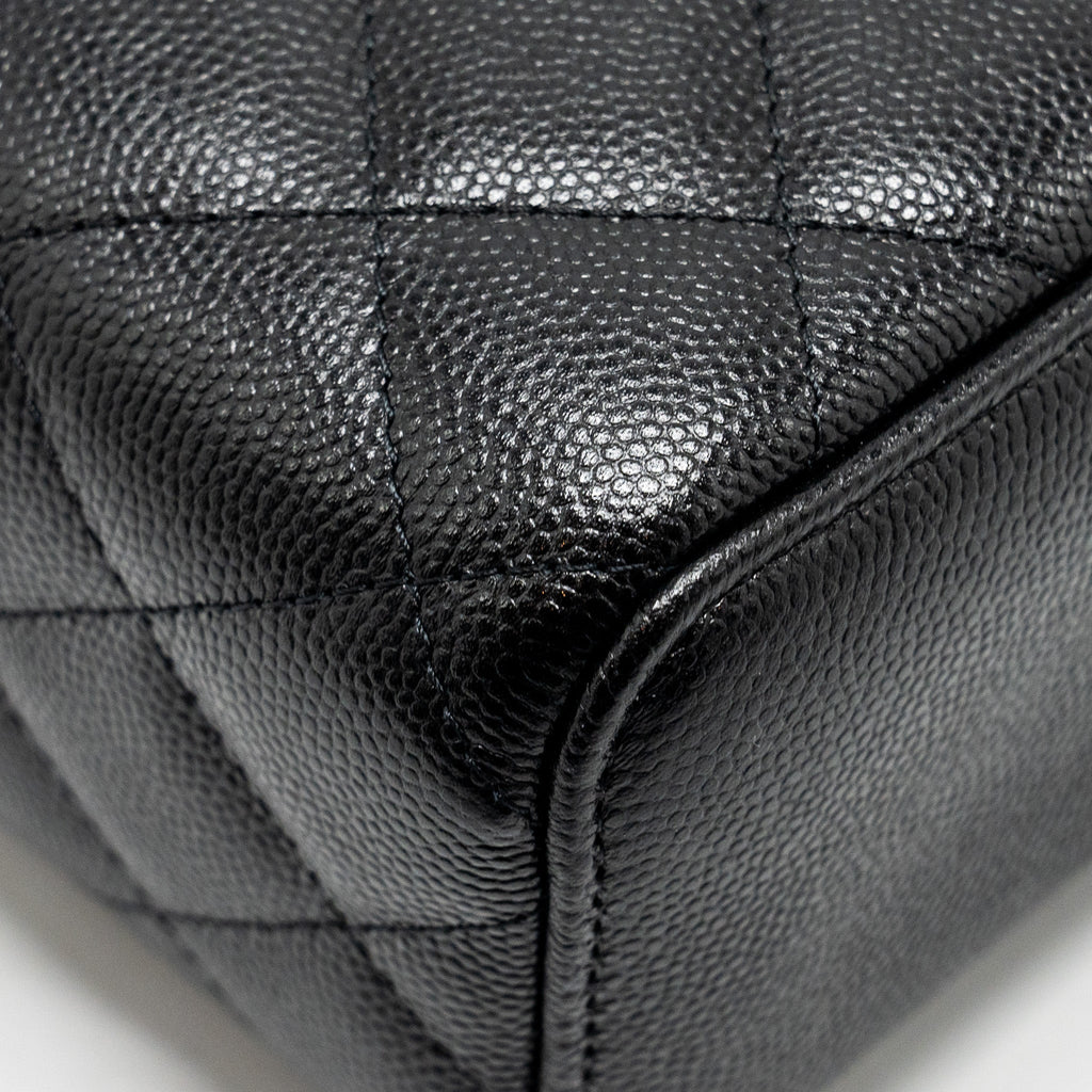 Chanel Small Vanity Clutch with Chain CC Pearl Caviar Black L