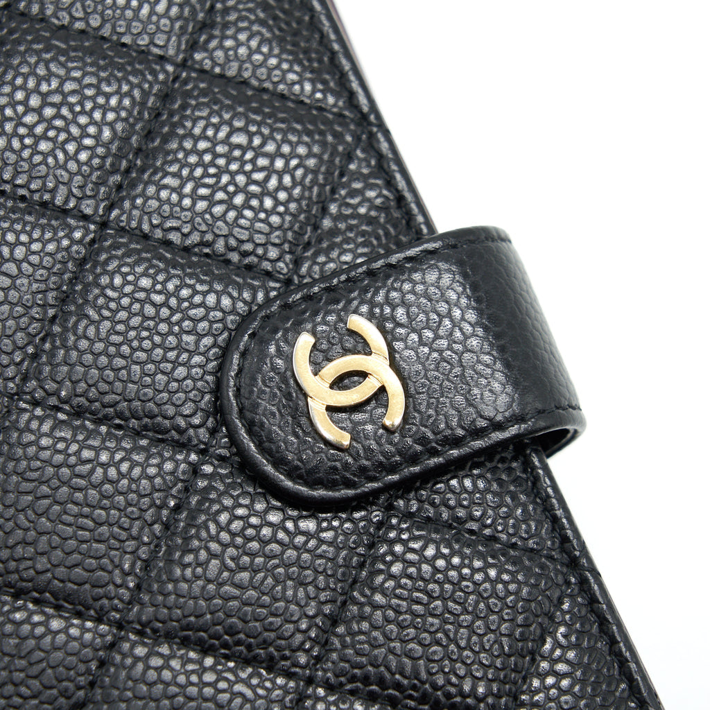 Chanel Quilted CC Bifold Caviar Wallet Black
