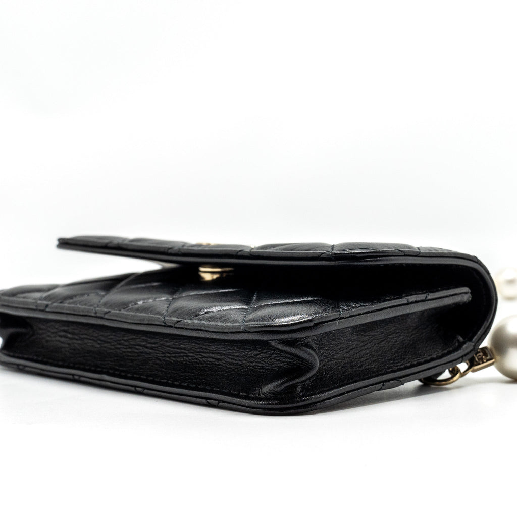 Chanel CC Logo Clutch with Giant Pearl Chain Lambskin Black L