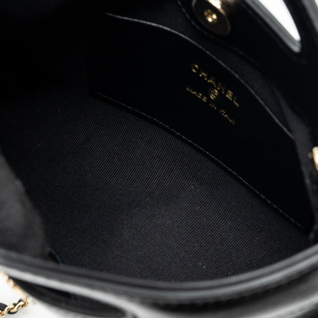 Chanel 24C mini 31 clutch with chain shiny calfskin black L (microchip)