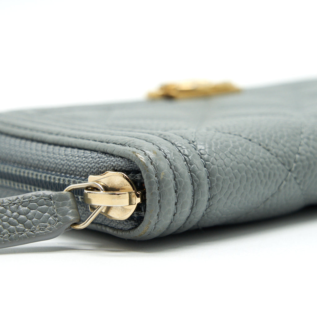 Chanel Caviar small Zip Wallet Grey