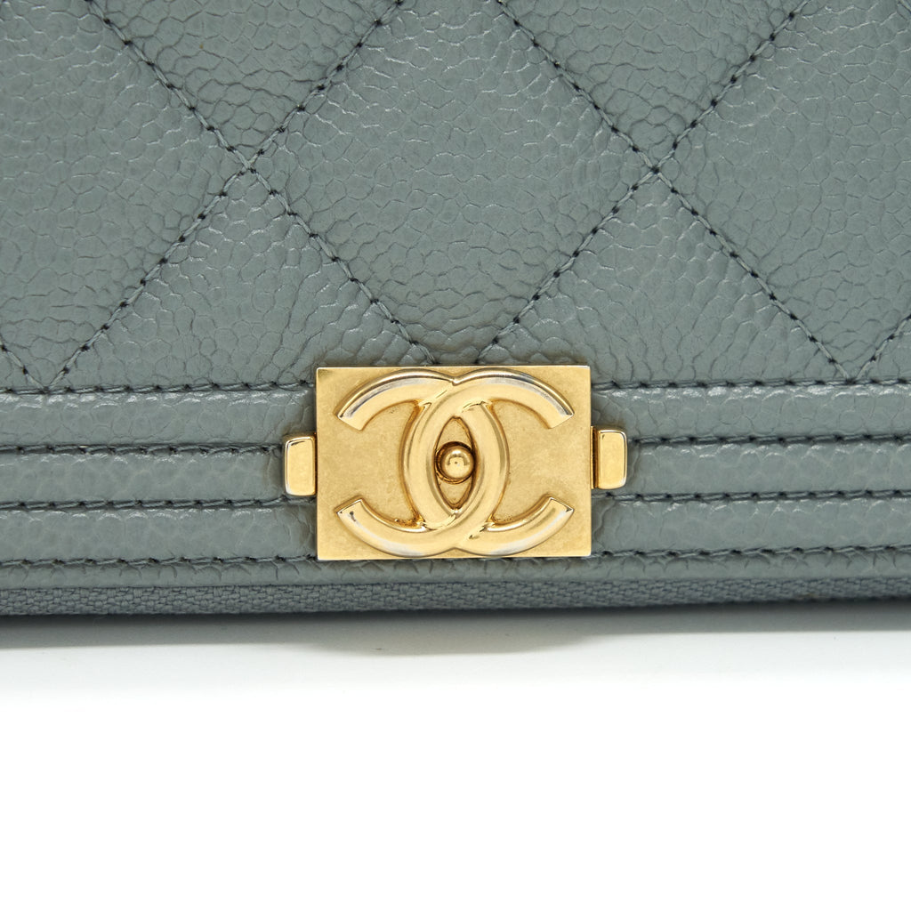 Chanel Caviar small Zip Wallet Grey