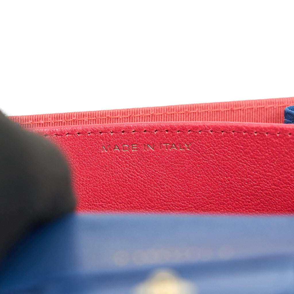 Chanel Chevron 2.55 reissue  Holder Blue