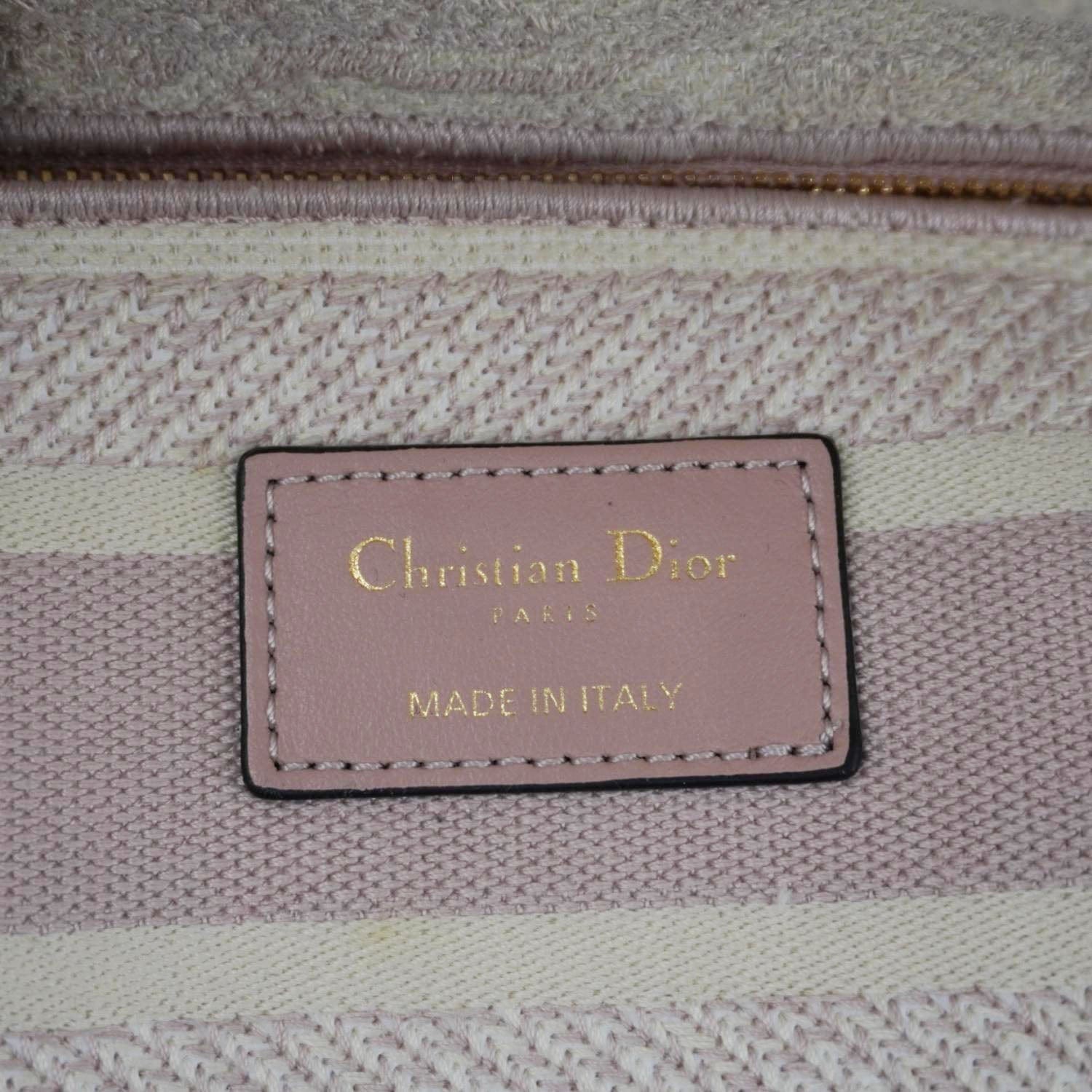 CHRISTIAN DIOR Lady dior D-Lite Embroidered Canvas Shoulder Bag White