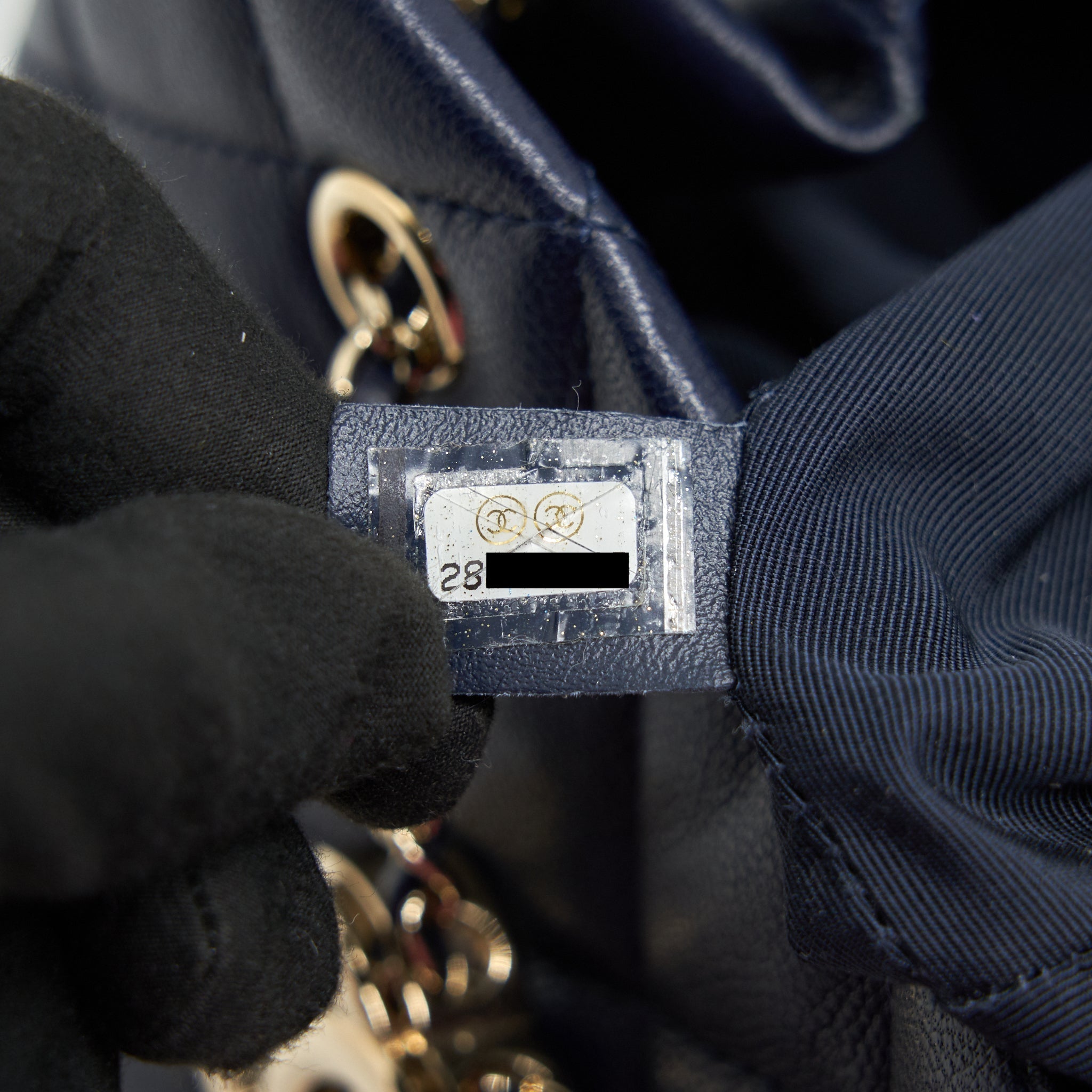 CHANEL BUCKET BAG IN Navy
