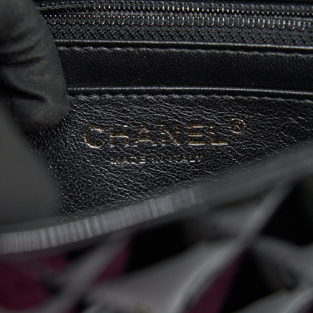 CHANEL MINI SQUARE FLAP BAG QUILTED PATENT LEATHER BLACK