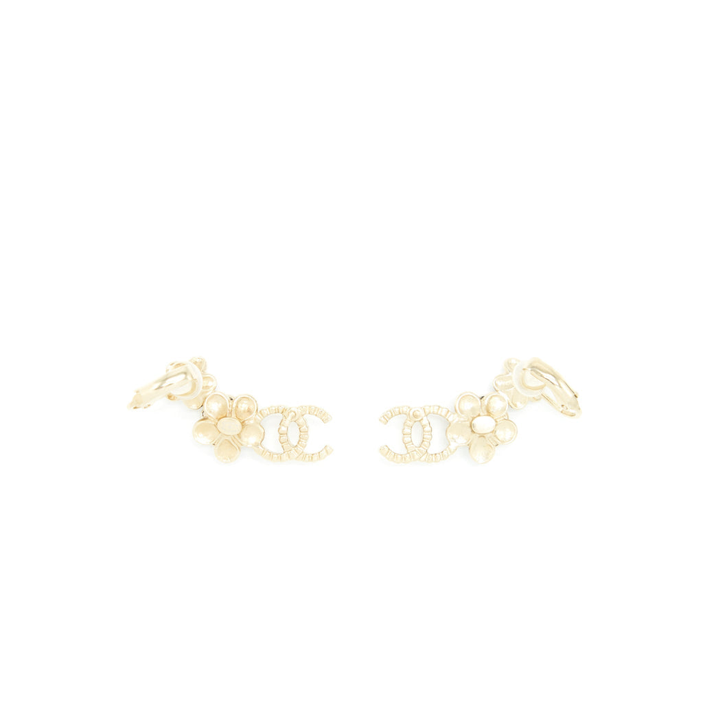 Chanel Crystal CC With Black And White Flowers Earrings L