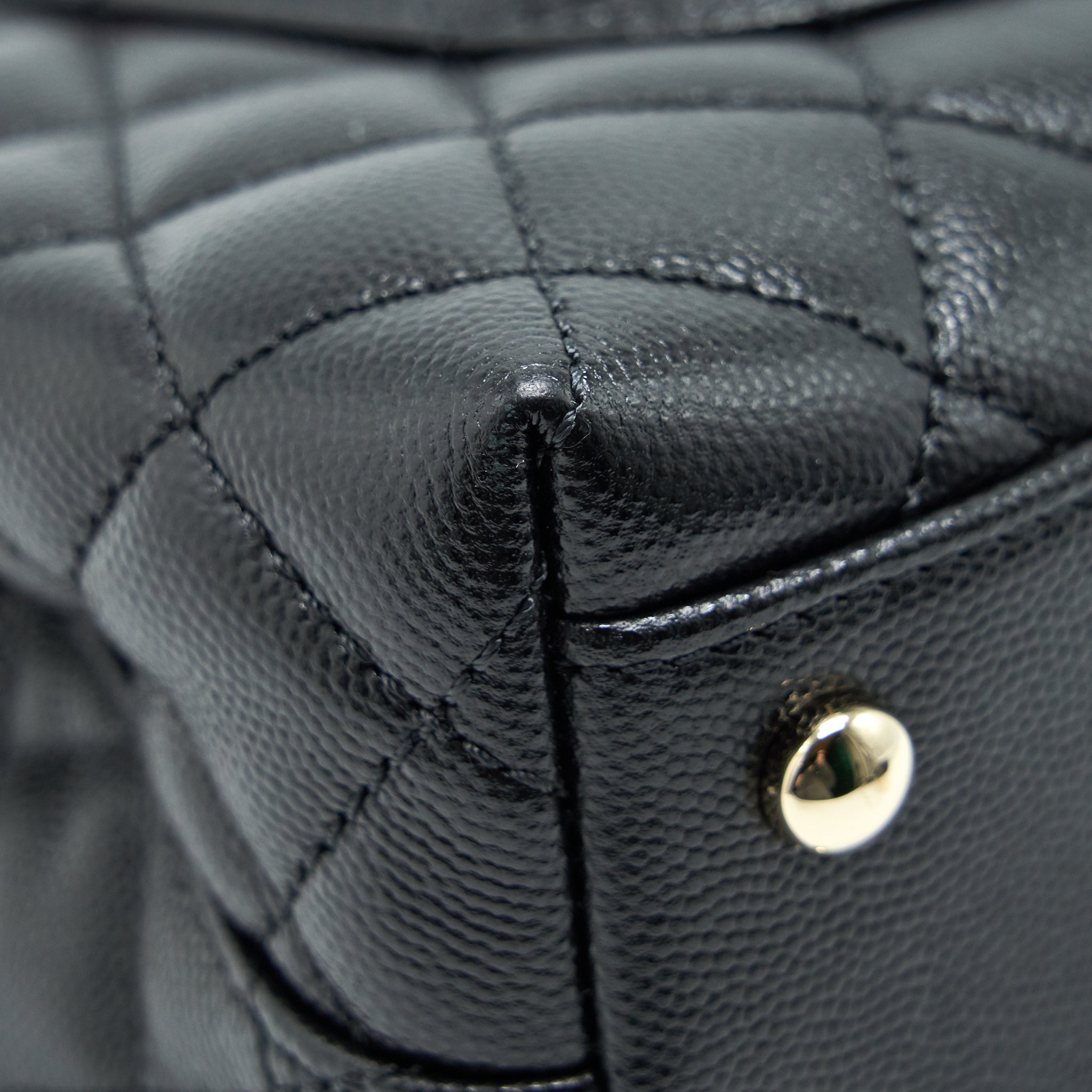 Chanel Small Coco Handle 24cm Caviar Black L Embossed Handle