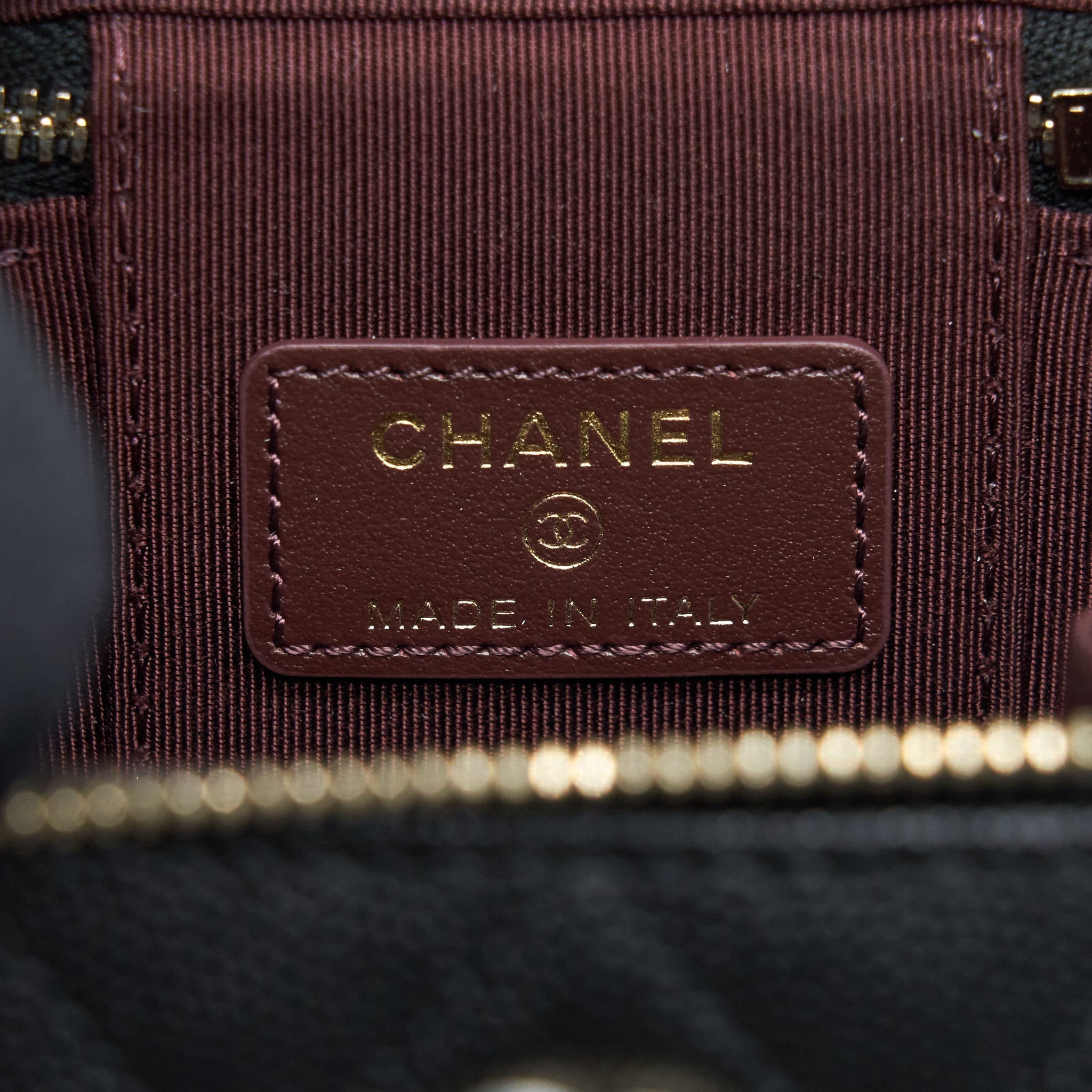 Chanel Mini Vanity Caviar In Black L