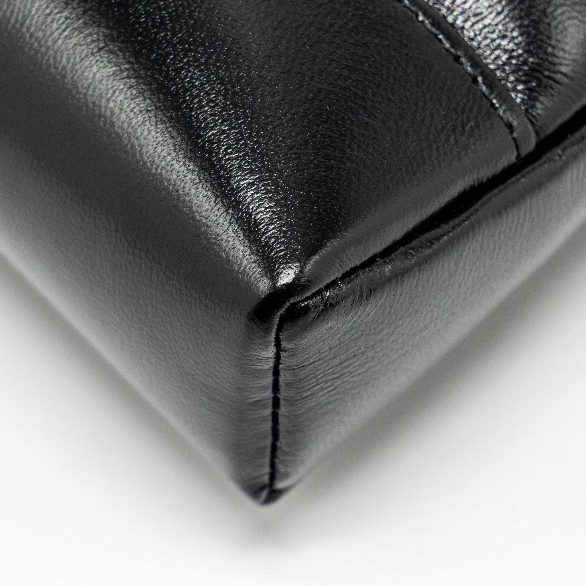 Chanel Mini 31 Clutch with Chain Shiny Lambskin Black L (Microchip)