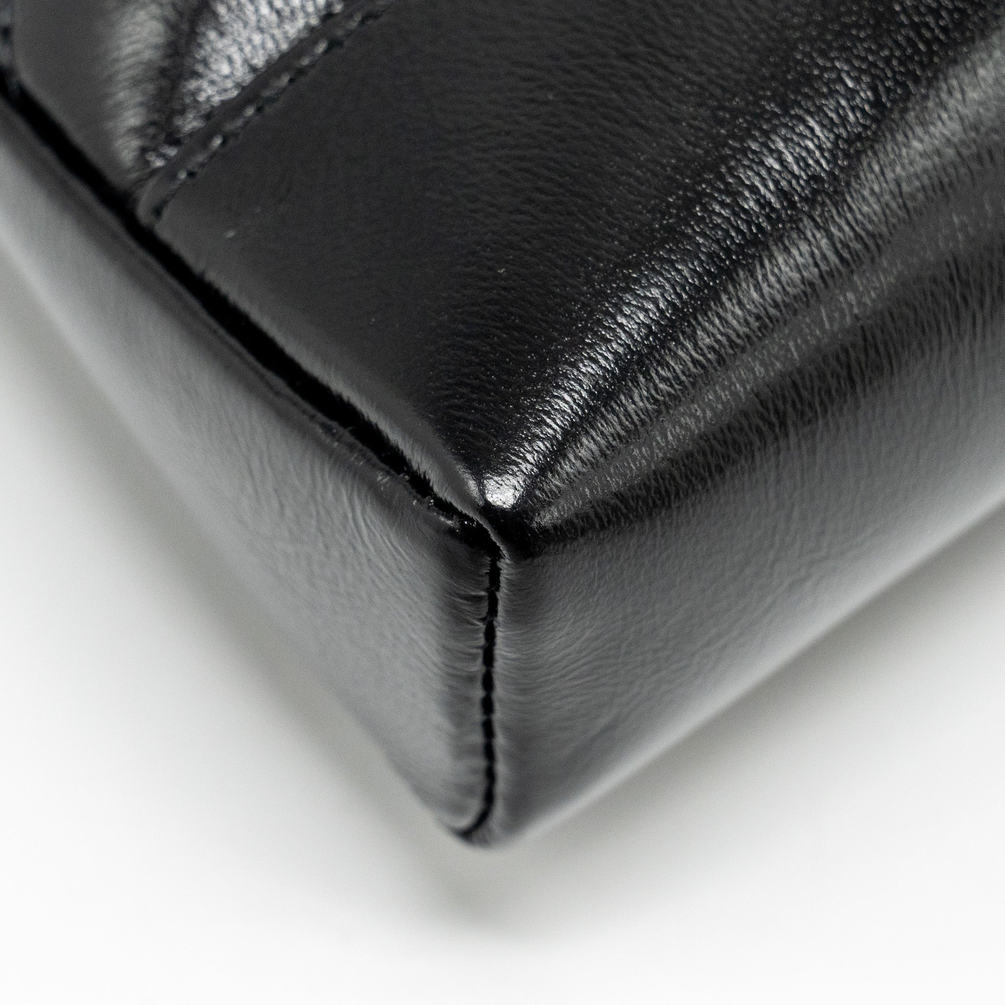 Chanel Mini 31 Clutch with Chain Shiny Lambskin Black L (Microchip)