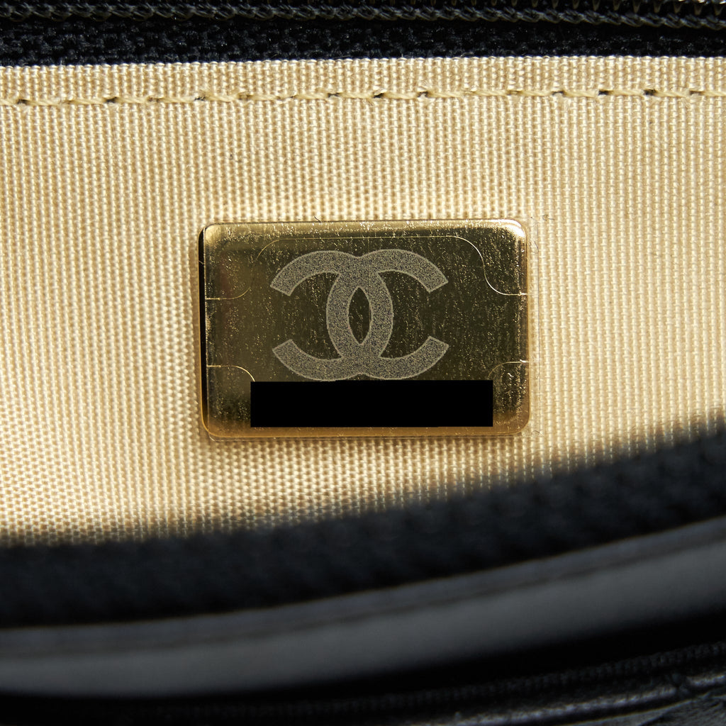 Chanel Pearl Crush Wallet On Chain Black  (Micrichip)