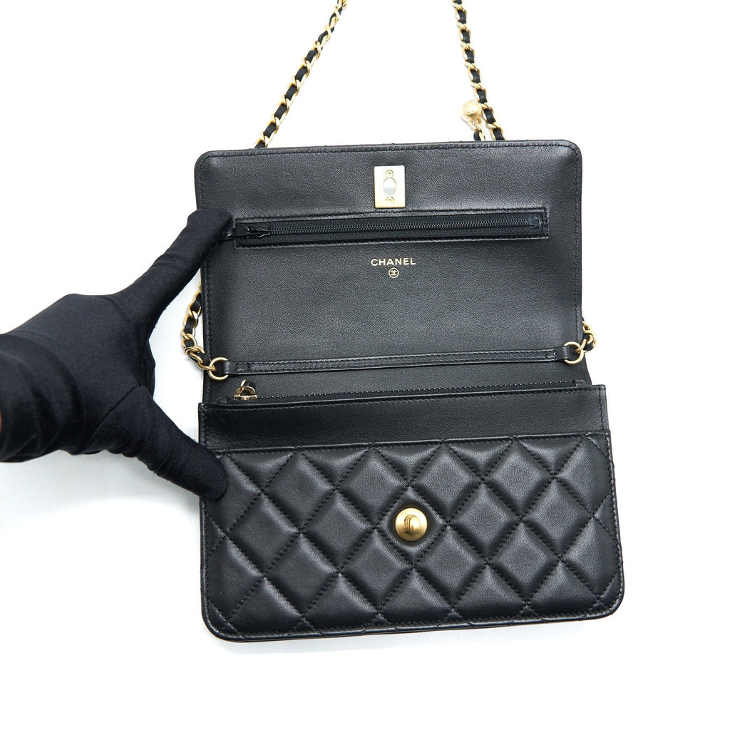Chanel 22C Pearl Crush Wallet On Chain Black