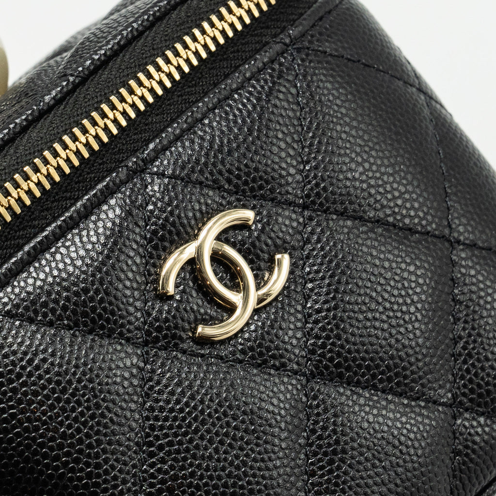 Chanel Small Vanity Clutch with Chain CC Pearl Caviar Black L