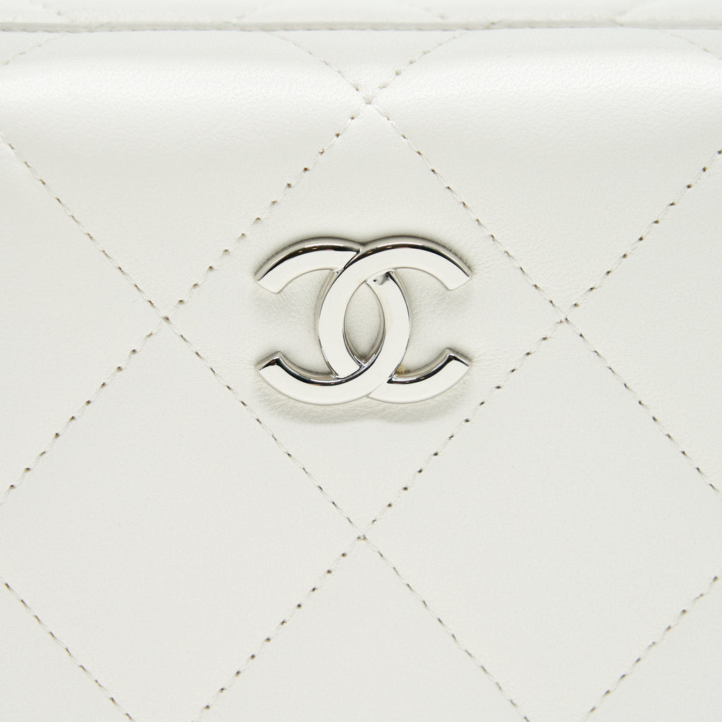 Chanel Quilted Clutch Lambskin White