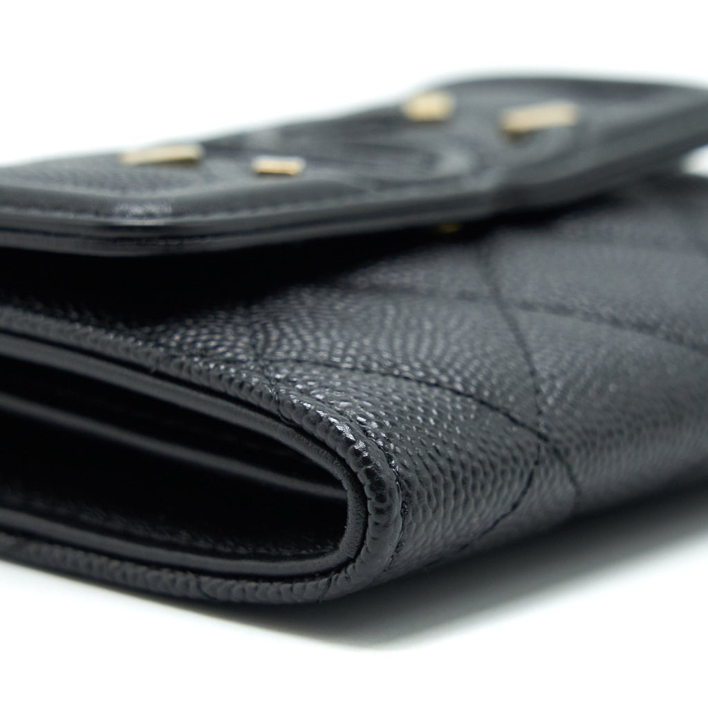 Chanel Filigree Flap  Holder Caviar Black