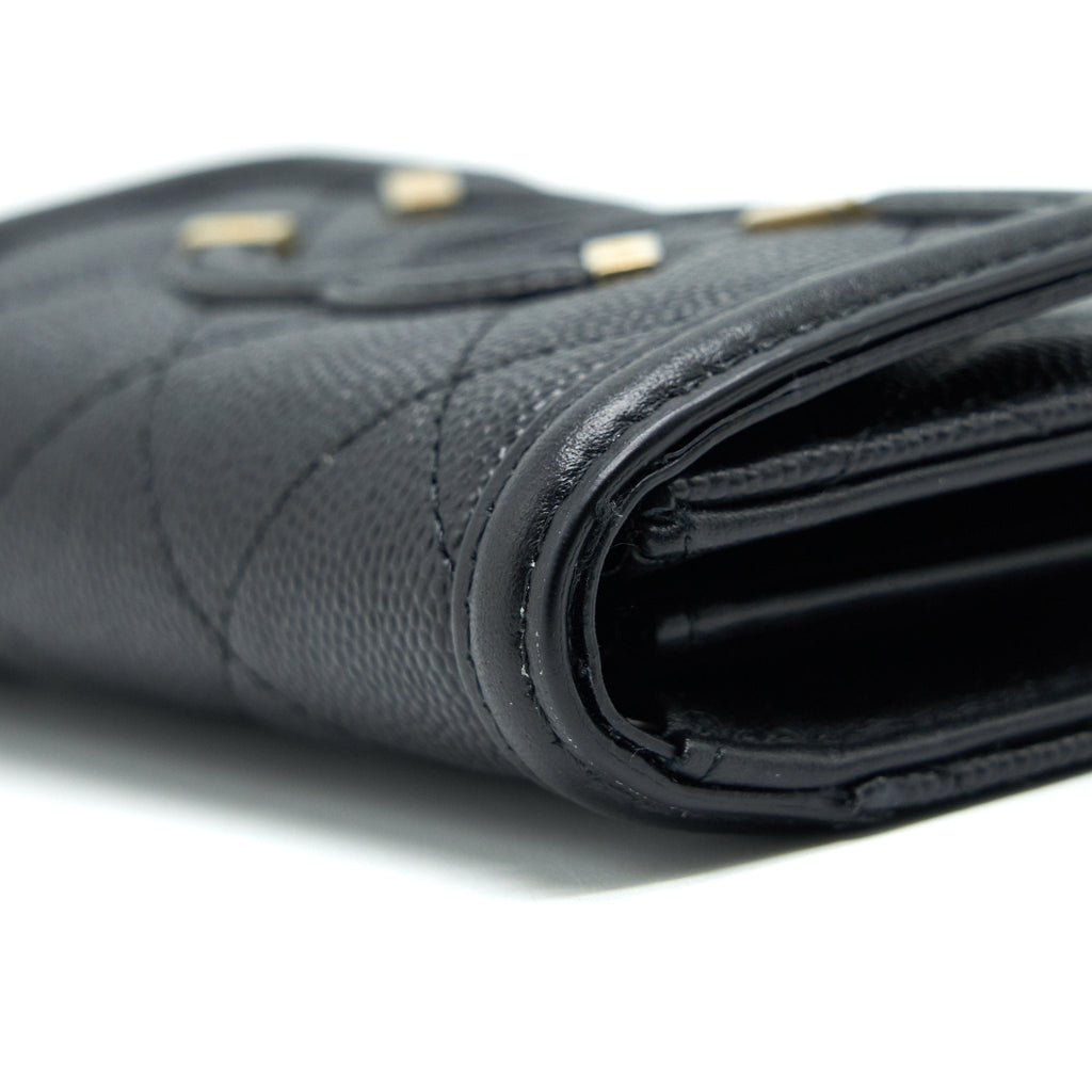 Chanel Filigree Flap  Holder Caviar Black